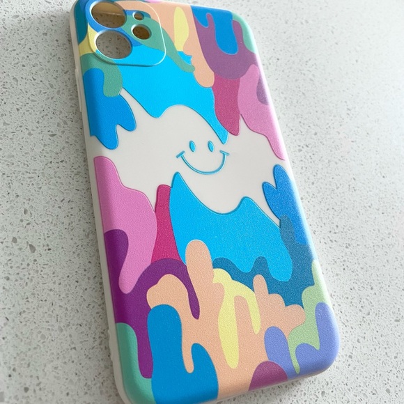 Brand New Smiley Face iPhone 11 Pro Case - Picture 3 of 5